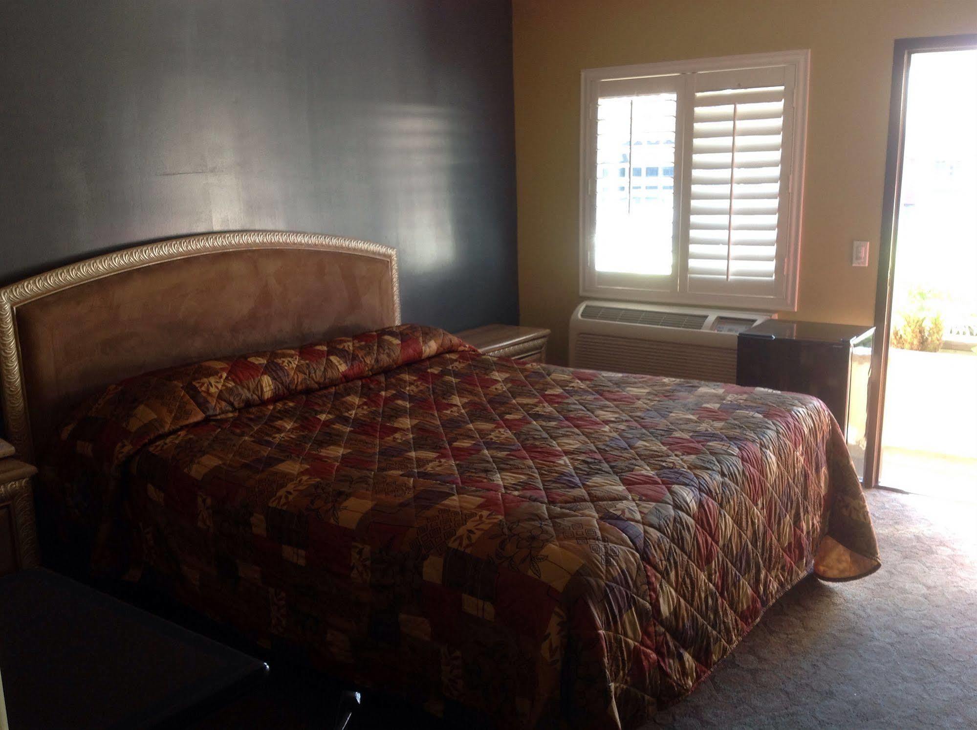 Palms Motel Pico Rivera Extérieur photo